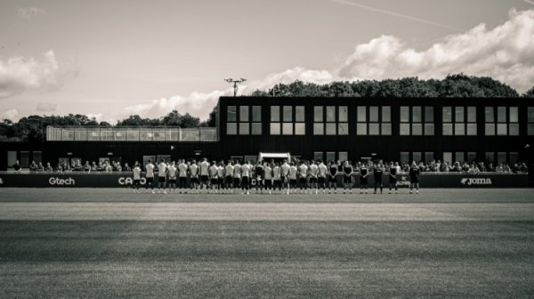Brentford observed silence for the Jota brothers before training: We are with his family and friends ❤️